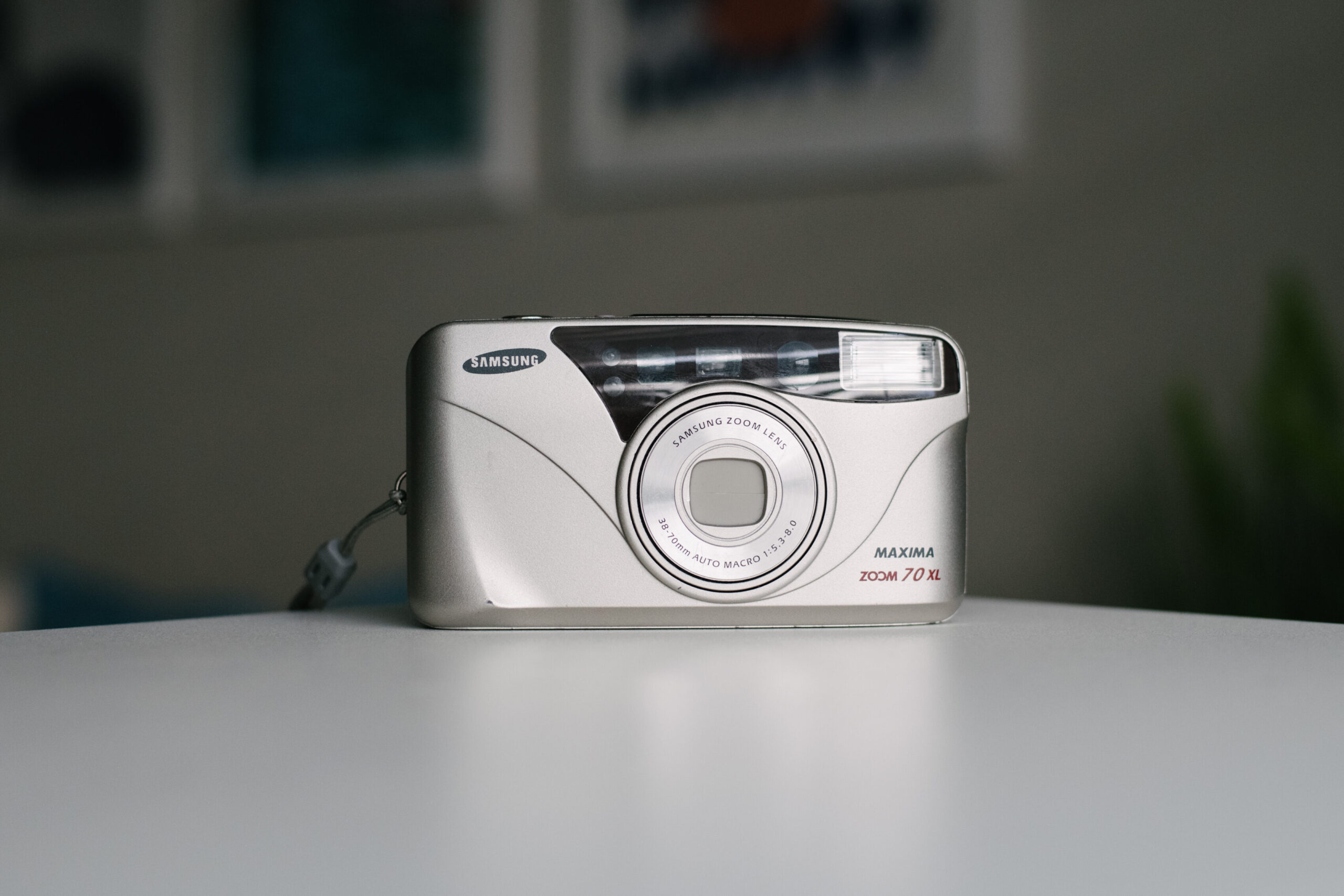 the best affordable pocket sized 35mm film camera samsung maxima zoom 70 XL