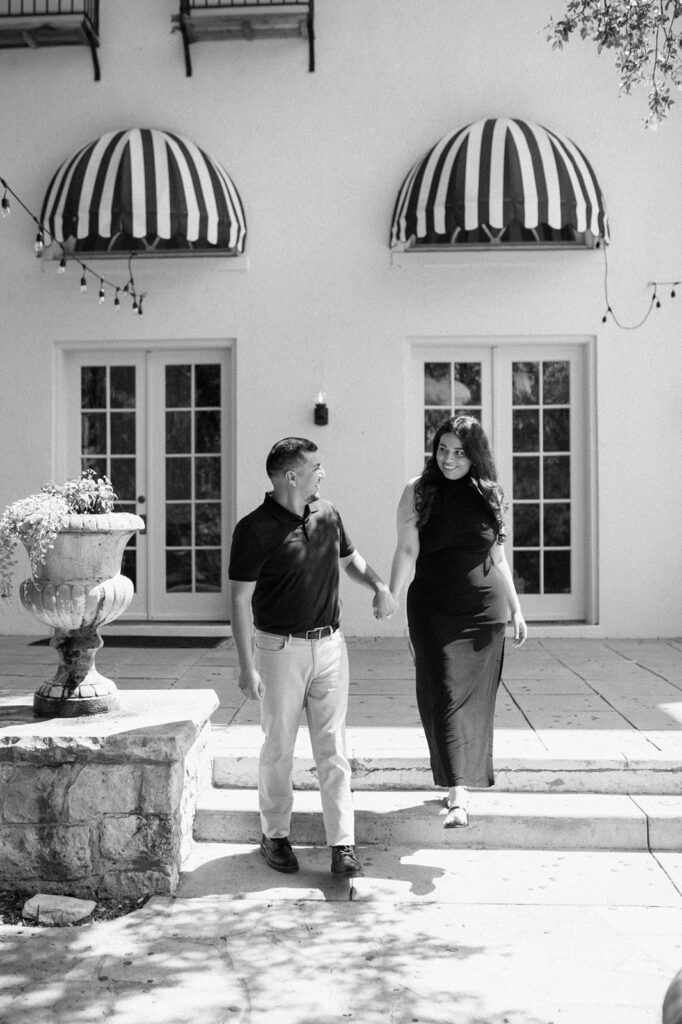 Candid, fun, documentary engagement photo at Laguna Gloria, top six engagement session location in austin texas.