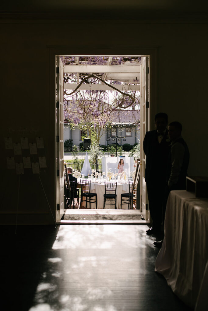 documentary approach to a wedding in austin texas at woodbine mansion by a documentary wedding photographer