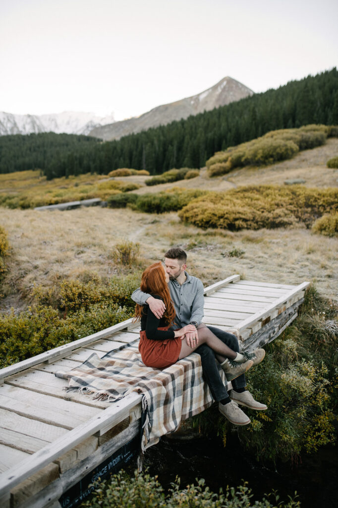 A candid and documentary style colorado fall engagment session in the rocky mountains