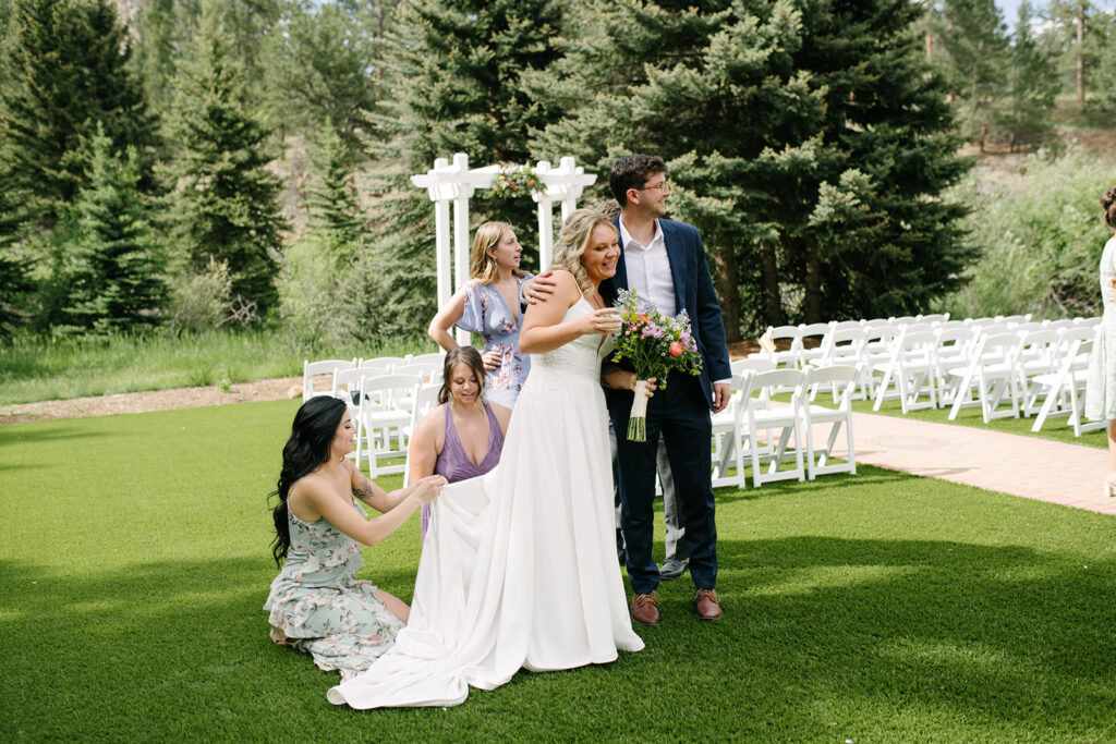 Bride and groom chatting with guests during cocktail hour at Wedgewood Mountain View Ranch wedding.