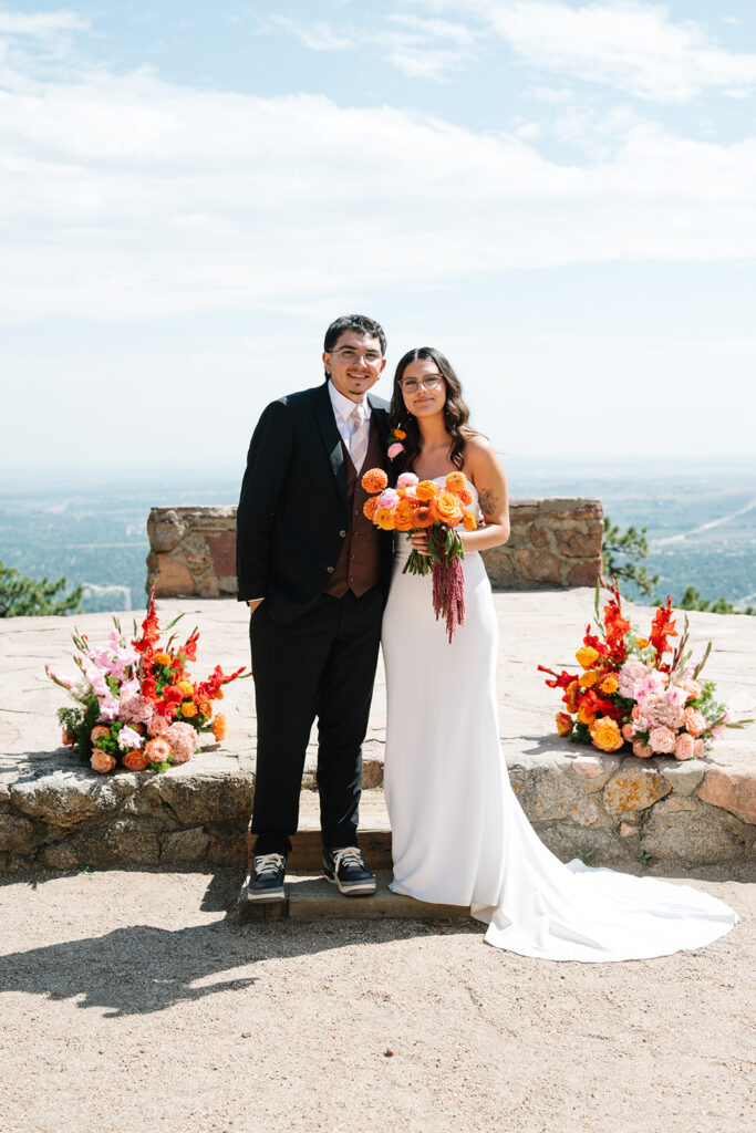 Sunrise Amphitheater elopement with mountain views